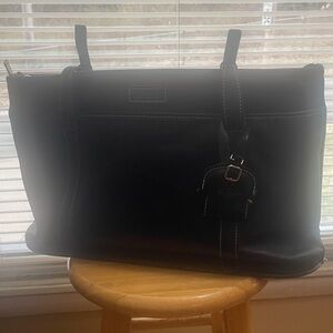 Elegant Black Women's Duffel Bag with Contrast Stitching